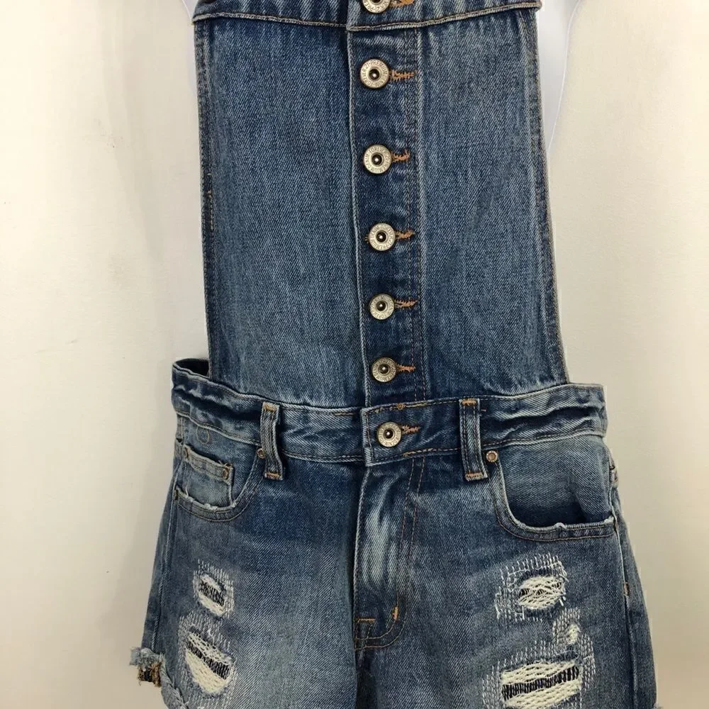 Forever 21 Distressed Size 24 Jean Short Bibs!